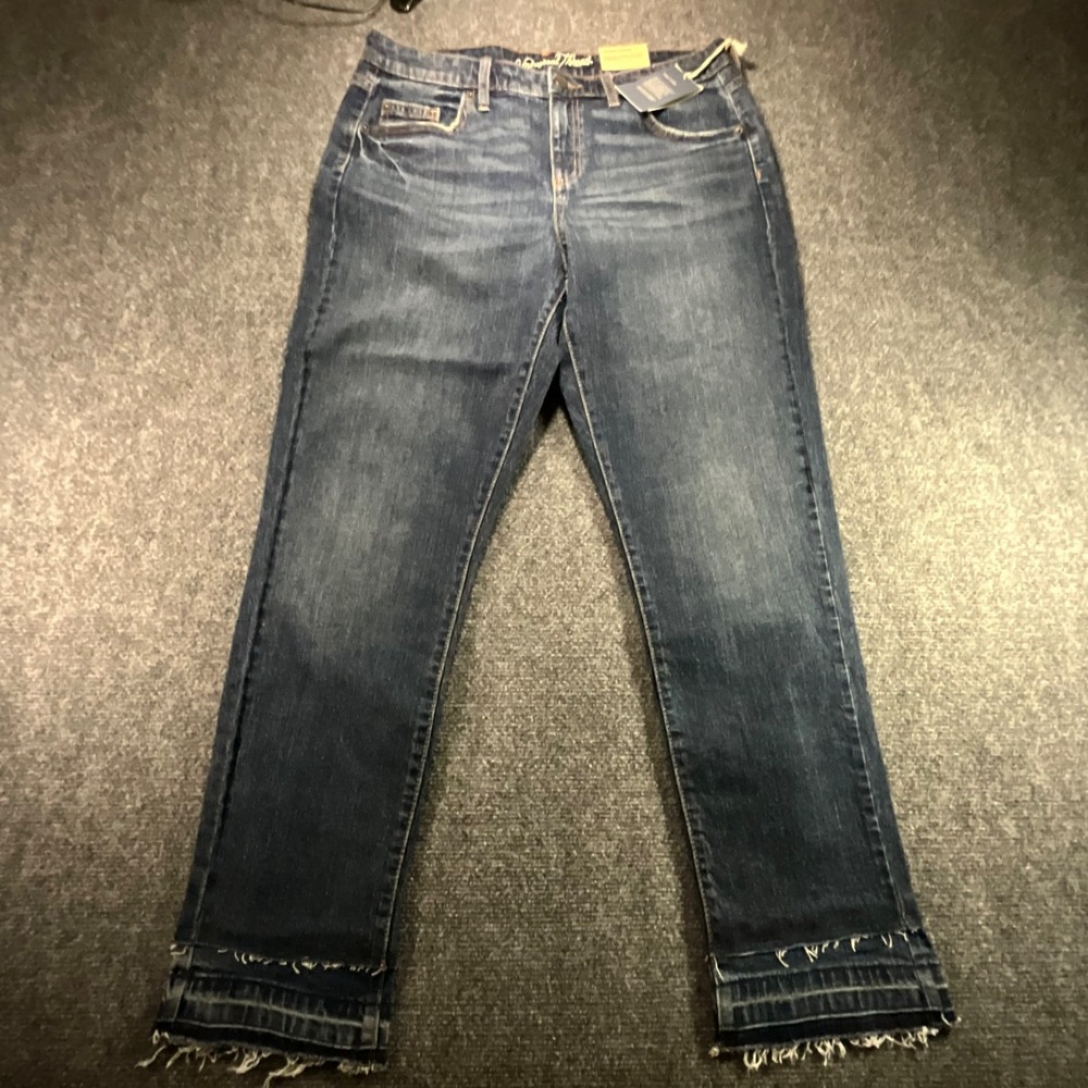 Universal Thread jeans Women's size 10 boyfriend fit Dark Wash Stretch Mid Rise